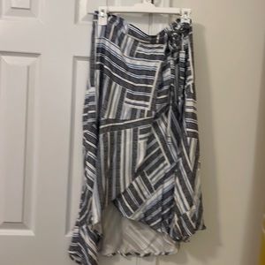 Ladies wrap skirt